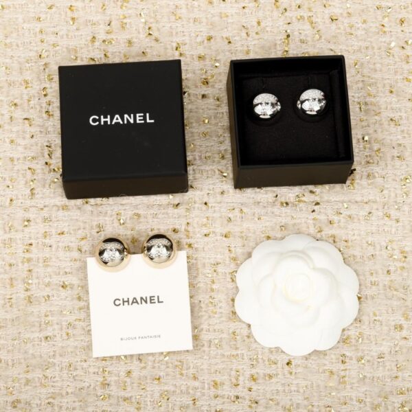 réplica,joyas,joyería,1:1,replica,fake,lujo,barato Boutique / Pendientes Chanel 26C con doble C hemisférica (B8EWY)