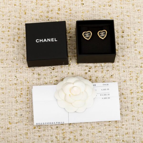 réplica,joyas,joyería,1:1,replica,fake,lujo,barato Boutique / Pendientes Chanel de doble C en forma de corazón en negro y dorado (8AGSN)