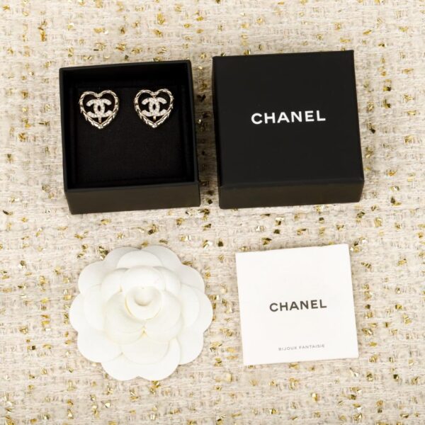 réplica,joyas,joyería,1:1,replica,fake,lujo,barato Boutique / Pendientes de clip con doble C y corazón calado de Chanel (U35SR)