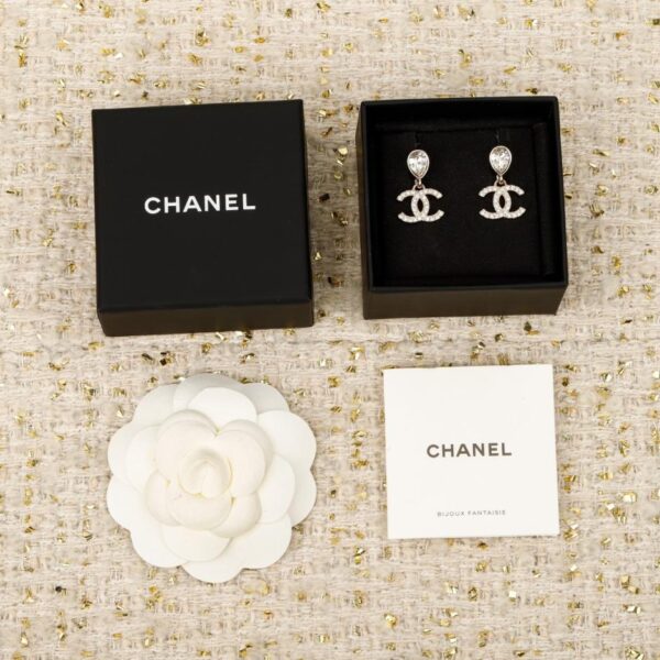 réplica,joyas,joyería,1:1,replica,fake,lujo,barato Boutique / Anillo Chanel Sugar Cube con doble C de diamantes (3VD1S)