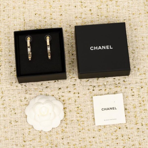 réplica,joyas,joyería,1:1,replica,fake,lujo,barato Boutique / Pendientes Chanel con doble C acolchada (N2N5I)