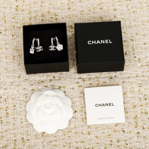 réplica,joyas,joyería,1:1,replica,fake,lujo,barato Boutique / Pendientes Chanel con forma de corazón calado grande (4WST5)