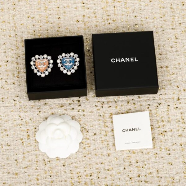 réplica,joyas,joyería,1:1,replica,fake,lujo,barato Boutique / Broche de perlas y diamantes de imitación en azul claro de Chanel (V5Y2X)