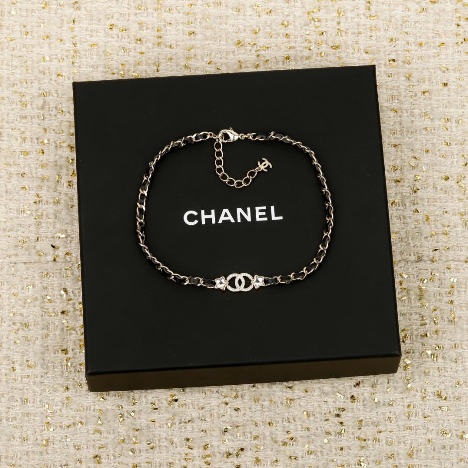 réplica,joyas,joyería,1:1,replica,fake,lujo,barato réplica,joyas,joyería,1:1,replica,fake,lujo,barato Boutique / 【Chanel Star C con gargantilla de cadena de cuero】(UJ477)