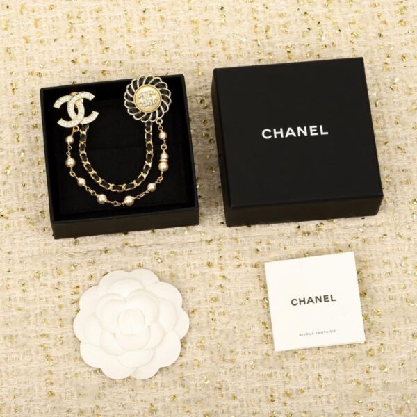 réplica,joyas,joyería,1:1,replica,fake,lujo,barato Boutique / Broche de cadena de perlas de cuero con hilo de Chanel: Colección clásica de cuero con hilo (XG1TM)