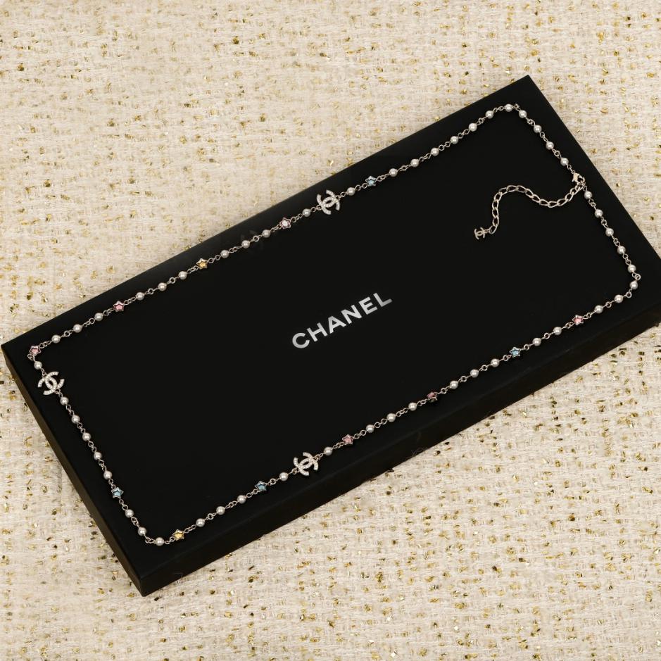 réplica,joyas,joyería,1:1,replica,fake,lujo,barato réplica,joyas,joyería,1:1,replica,fake,lujo,barato Boutique / Collar de suéter con diamantes de imitación arcoíris de Chanel (H0M75)