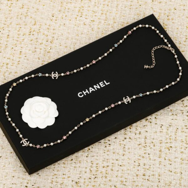 réplica,joyas,joyería,1:1,replica,fake,lujo,barato Boutique / Collar de suéter con diamantes de imitación arcoíris de Chanel (CLIF8)