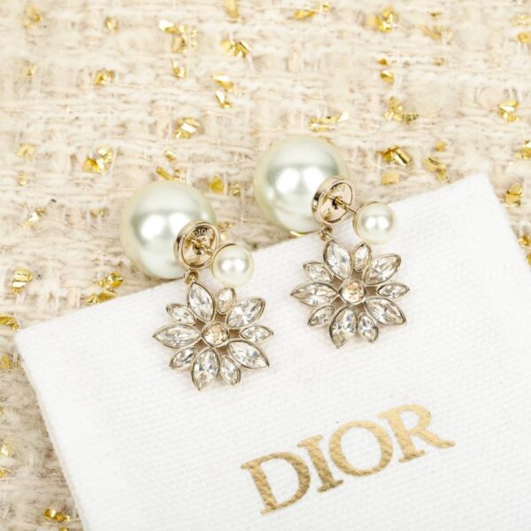 réplica,joyas,joyería,1:1,replica,fake,lujo,barato Pendientes de margaritas y perlas con diamantes de Dior (N6BG4)