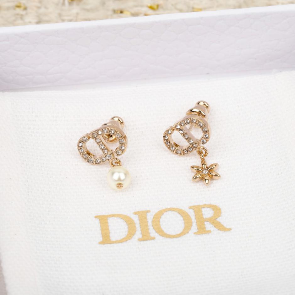 réplica,joyas,joyería,1:1,replica,fake,lujo,barato réplica,joyas,joyería,1:1,replica,fake,lujo,barato Pendientes de cuentas Dior CD (O3LMK)