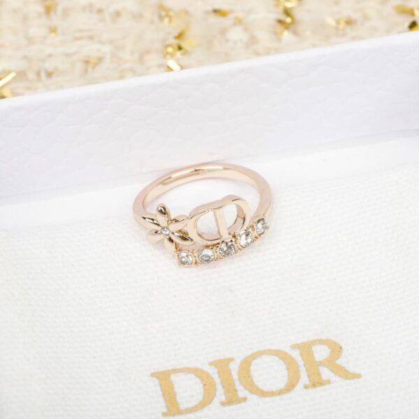 réplica,joyas,joyería,1:1,replica,fake,lujo,barato Anillo Dior CD con perla y flor pequeña (ZEK9D)