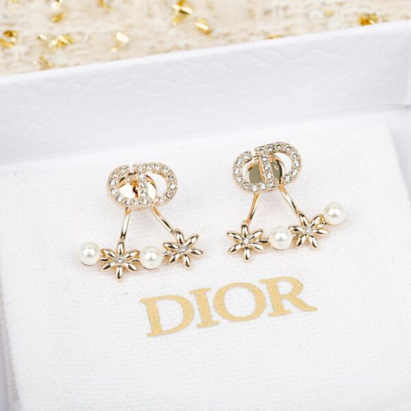 réplica,joyas,joyería,1:1,replica,fake,lujo,barato Pendientes de perlas en forma de abanico Dior CD (JCZK5)