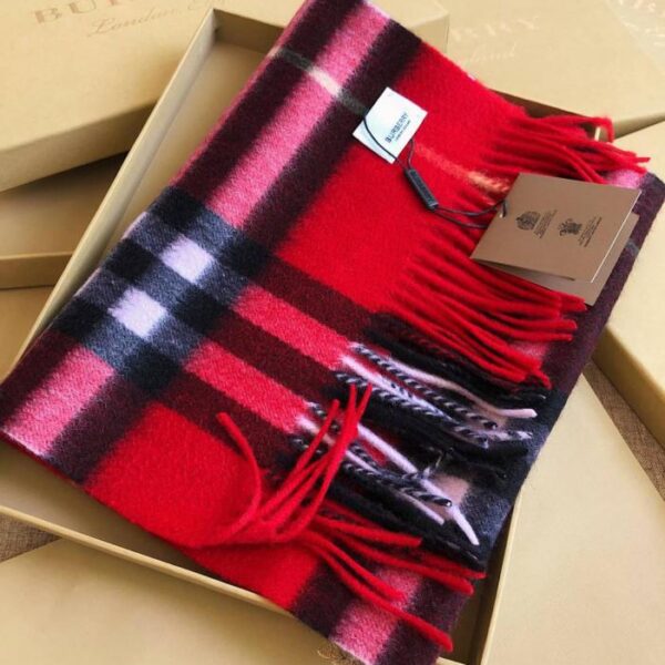 réplica,joyas,joyería,1:1,replica,fake,lujo,barato Bufanda clásica de cachemir a cuadros con estampado de ondas profundas de Burberry en rojo brillante (VB28I)