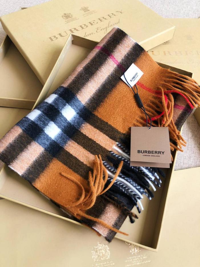réplica,joyas,joyería,1:1,replica,fake,lujo,barato réplica,joyas,joyería,1:1,replica,fake,lujo,barato Bufanda clásica de cachemir a cuadros con estampado de ondas profundas de Burberry en amarillo jengibre (8I02J)