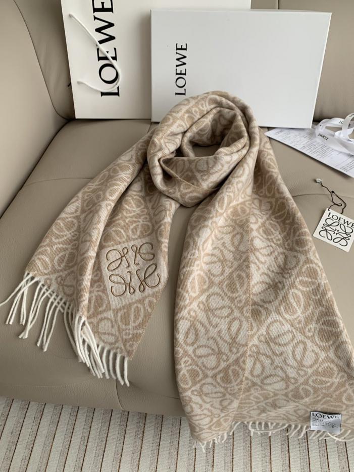 réplica,joyas,joyería,1:1,replica,fake,lujo,barato réplica,joyas,joyería,1:1,replica,fake,lujo,barato La nueva bufanda unisex de Loewe (H3X9R)