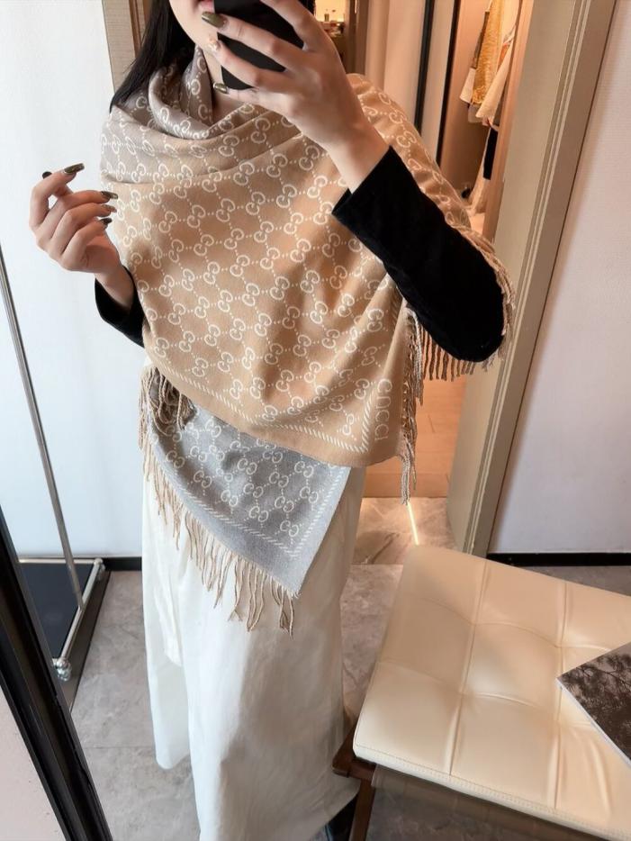 réplica,joyas,joyería,1:1,replica,fake,lujo,barato réplica,joyas,joyería,1:1,replica,fake,lujo,barato Bufanda con estampado del logotipo de doble G de GUCCI (FQCXG)