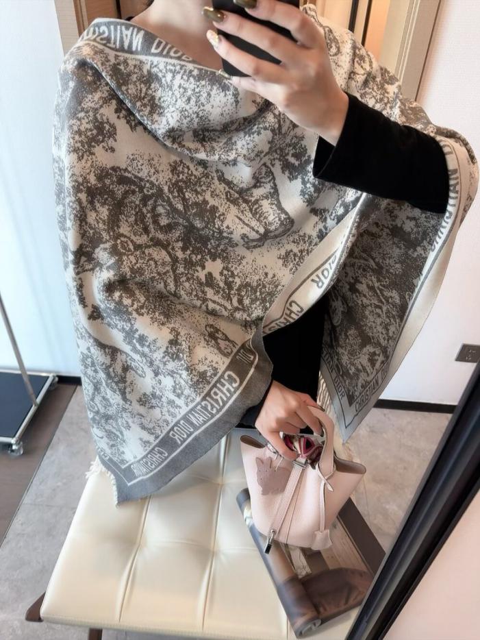 réplica,joyas,joyería,1:1,replica,fake,lujo,barato réplica,joyas,joyería,1:1,replica,fake,lujo,barato Bufanda extra gruesa Dior de cachemira de alta calidad (VL21I)