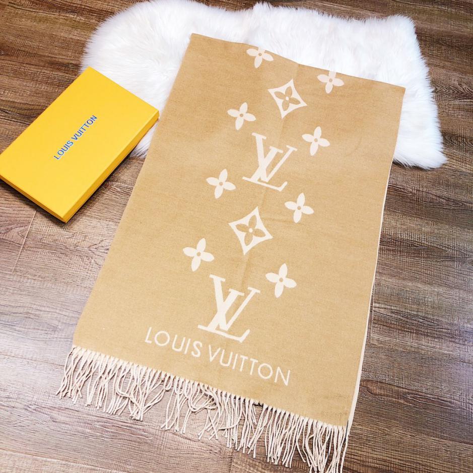 réplica,joyas,joyería,1:1,replica,fake,lujo,barato réplica,joyas,joyería,1:1,replica,fake,lujo,barato Bufanda/chal de piel de conejo premium de Louis Vuitton con estampado clásico de trébol de cuatro hojas (0UIAF)