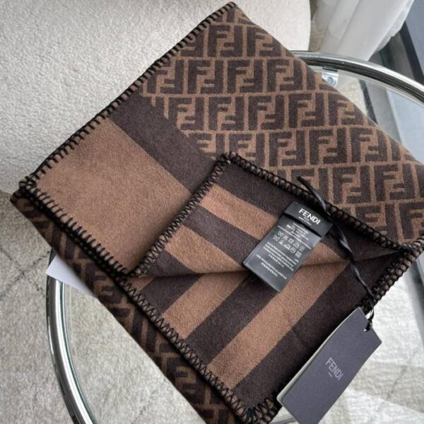 réplica,joyas,joyería,1:1,replica,fake,lujo,barato Bufanda Fendi (MMBZY)