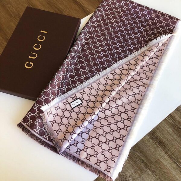 réplica,joyas,joyería,1:1,replica,fake,lujo,barato Nueva bufanda cuadrada GUCCI (XG0RR)