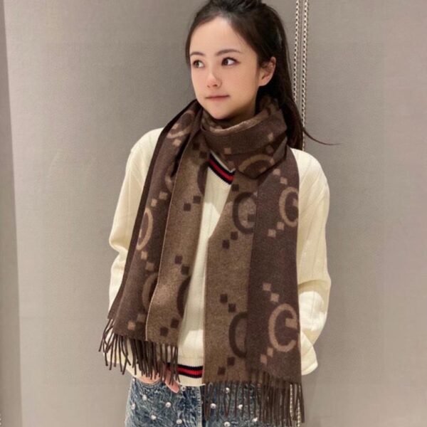 réplica,joyas,joyería,1:1,replica,fake,lujo,barato El último diseño sincronizado ZG de Gucci, una fina bufanda de jacquard de cachemira de doble cara (I4KTD)