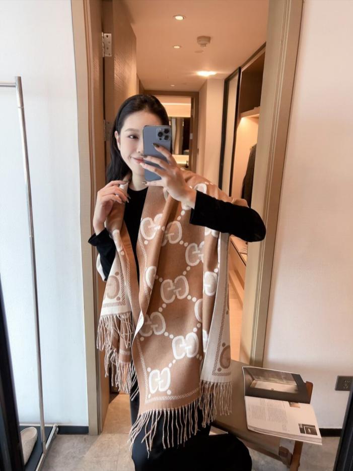 réplica,joyas,joyería,1:1,replica,fake,lujo,barato réplica,joyas,joyería,1:1,replica,fake,lujo,barato La última bufanda Gucci de la boutique (IMIKH)
