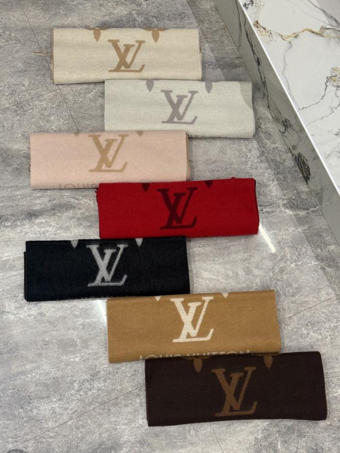 réplica,joyas,joyería,1:1,replica,fake,lujo,barato réplica,joyas,joyería,1:1,replica,fake,lujo,barato Bufanda de cachemira con logotipo grande de LV (5LYEI)