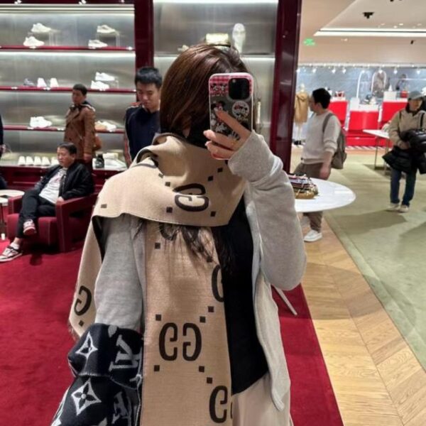 réplica,joyas,joyería,1:1,replica,fake,lujo,barato Cachemira de seda de doble cara Gucci de alta gama (4XJER)