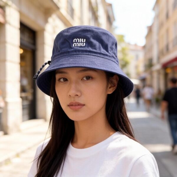 réplica,joyas,joyería,1:1,replica,fake,lujo,barato Gorra de béisbol bordada MiuMiu New Order (RB67SG)