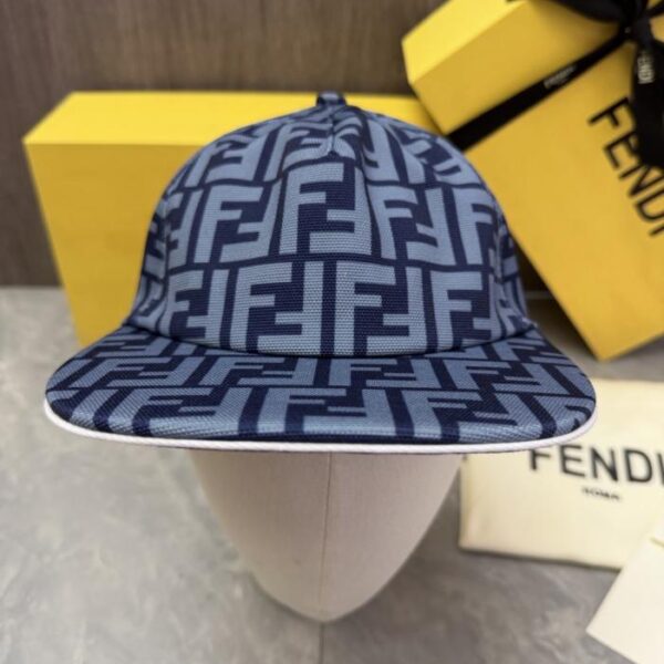 réplica,joyas,joyería,1:1,replica,fake,lujo,barato Gorra de béisbol vaquera Celine con logo Arco de Triunfo (89ZGRW)