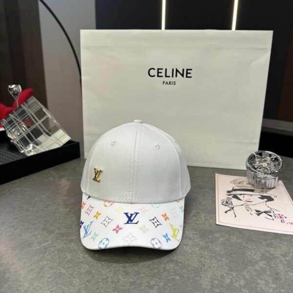réplica,joyas,joyería,1:1,replica,fake,lujo,barato Gorra de béisbol con monograma de Louis Vuitton y logo metálico, estilo más reciente de la boutique (5BHKHE)