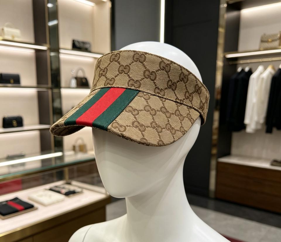 réplica,joyas,joyería,1:1,replica,fake,lujo,barato réplica,joyas,joyería,1:1,replica,fake,lujo,barato Visera clásica de GUCCI con cinta roja y verde (OKW0JV)