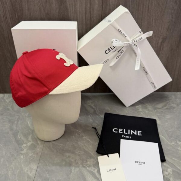 réplica,joyas,joyería,1:1,replica,fake,lujo,barato Diseño exclusivo de CELINE. El cuerpo del sombrero está confeccionado en sarga de algodón, el ala en pana y luce el logotipo tridimensional bordado de la doble C del Triunfo (CEH29S).