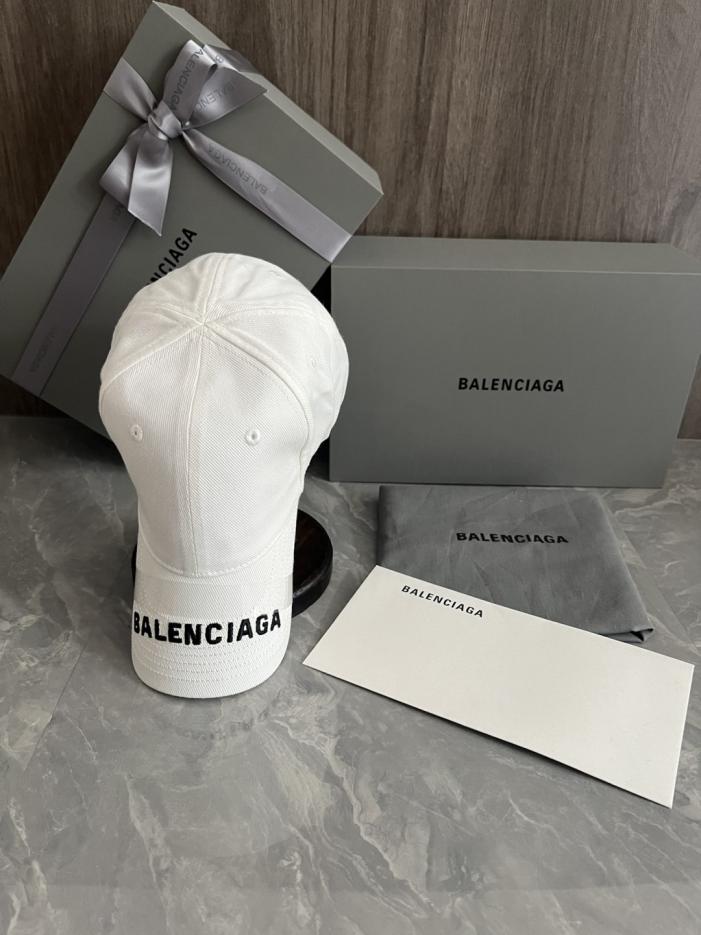 réplica,joyas,joyería,1:1,replica,fake,lujo,barato réplica,joyas,joyería,1:1,replica,fake,lujo,barato Gorra de béisbol Balenciaga (versión para agentes de compras), con el logotipo de Balenciaga bordado (JHKVZH) en la parte delantera.