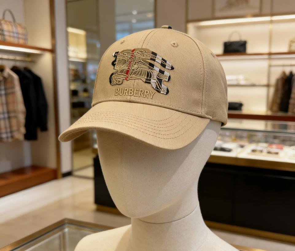 réplica,joyas,joyería,1:1,replica,fake,lujo,barato réplica,joyas,joyería,1:1,replica,fake,lujo,barato Gorra de béisbol Burberry color caqui con bordado ecuestre: Base clásica color caqui con el icónico bordado ecuestre a cuadros (8NYUA7)