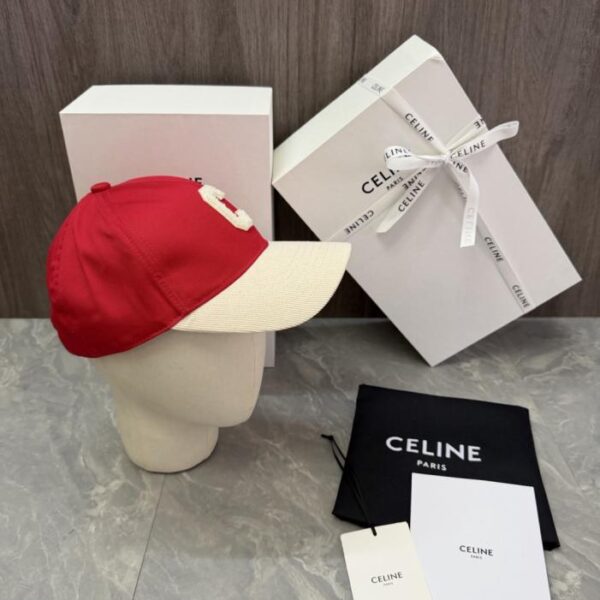 réplica,joyas,joyería,1:1,replica,fake,lujo,barato Diseño exclusivo de CELINE. El cuerpo del sombrero está confeccionado en sarga de algodón y el ala en pana (4MUMKU).