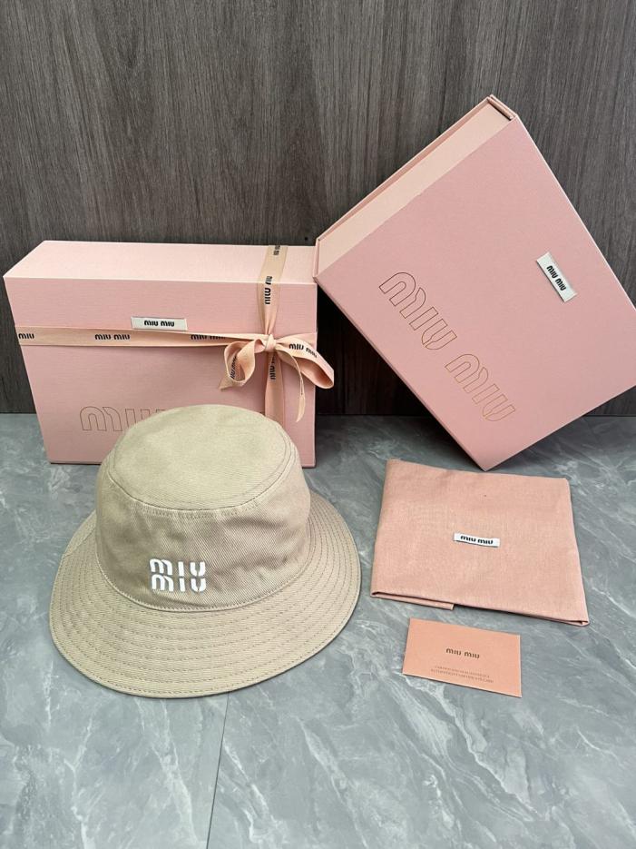 réplica,joyas,joyería,1:1,replica,fake,lujo,barato réplica,joyas,joyería,1:1,replica,fake,lujo,barato Gorro de pescador MiuMiu Original Custom Color Macaron (W96CGI)