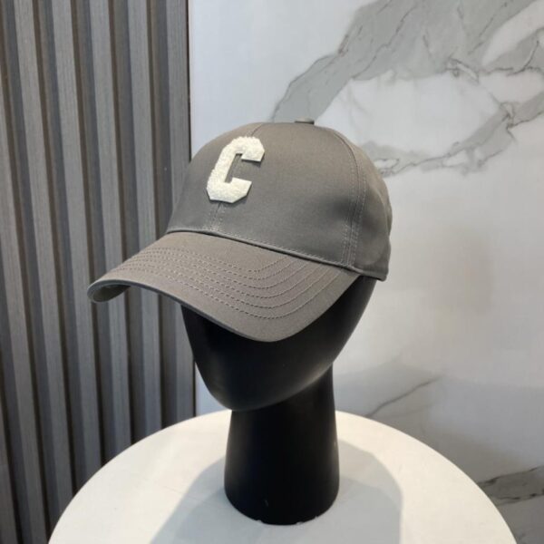 réplica,joyas,joyería,1:1,replica,fake,lujo,barato La última gorra de béisbol de CELINE con letras minimalistas, un estilo que usan las celebridades (NWJX0Q)