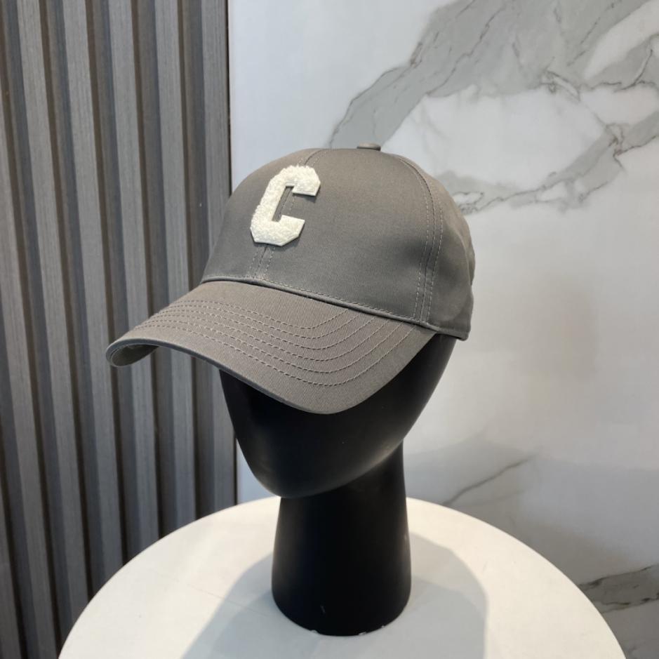 réplica,joyas,joyería,1:1,replica,fake,lujo,barato réplica,joyas,joyería,1:1,replica,fake,lujo,barato La última gorra de béisbol de CELINE con letras minimalistas, un estilo que usan las celebridades (NWJX0Q)