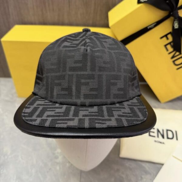 réplica,joyas,joyería,1:1,replica,fake,lujo,barato Gorra de béisbol Fendi original, hecha a medida, con visera plana, un estilo clásico que siempre se vende en las tiendas (FDMKXZ).