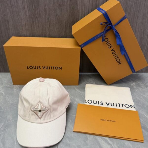 réplica,joyas,joyería,1:1,replica,fake,lujo,barato Gorra de béisbol LV nueva, gorra LV Day (SXX7NO)