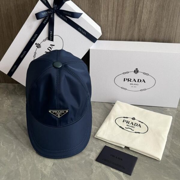 réplica,joyas,joyería,1:1,replica,fake,lujo,barato Gorra de béisbol Prada, diseño original, hecha a medida, disponible en la página web oficial (SVIVDE).
