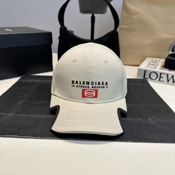 réplica,joyas,joyería,1:1,replica,fake,lujo,barato Gorra de béisbol de alta gama de Balenciaga (W5DWK7)