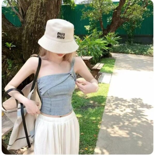réplica,joyas,joyería,1:1,replica,fake,lujo,barato Gorro de pescador reversible MiuMiu, unisex, con embalaje (OJUFZE)