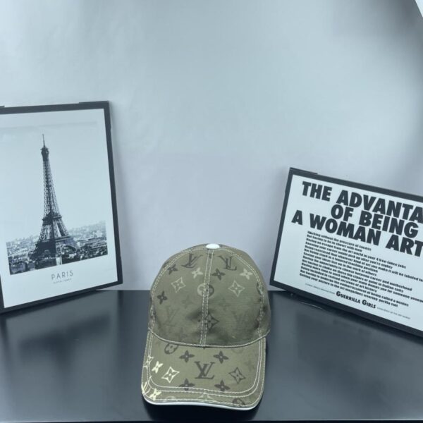 réplica,joyas,joyería,1:1,replica,fake,lujo,barato La última gorra de béisbol original de Gucci, con diseño bordado (VVTTU6)