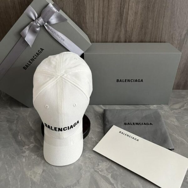 réplica,joyas,joyería,1:1,replica,fake,lujo,barato Gorra de béisbol Balenciaga (versión de importación para venta al por menor) con el logotipo de Balenciaga bordado (CUNKF0) en la parte delantera.