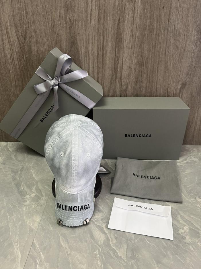 réplica,joyas,joyería,1:1,replica,fake,lujo,barato réplica,joyas,joyería,1:1,replica,fake,lujo,barato Gorra de béisbol Balenciaga (ESL1HT) – comprada a través de un intermediario.