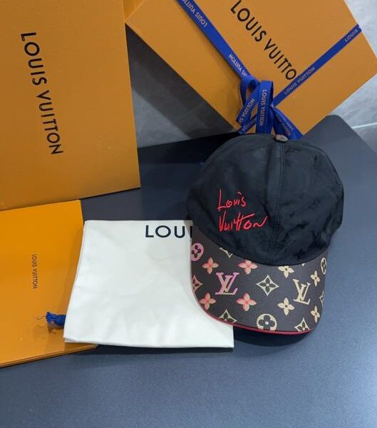 réplica,joyas,joyería,1:1,replica,fake,lujo,barato Última gorra de béisbol de LV (ANB8FH)