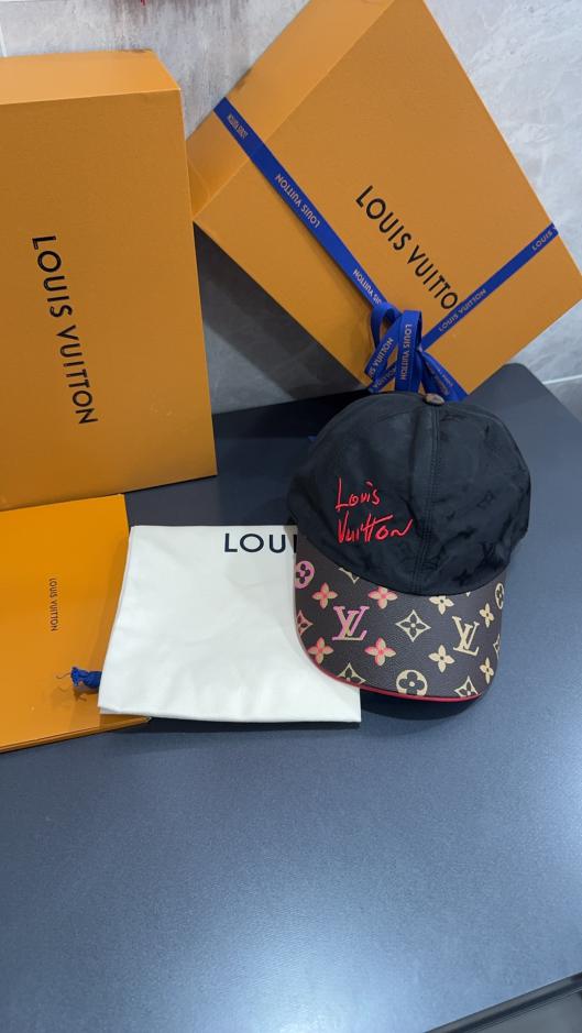 réplica,joyas,joyería,1:1,replica,fake,lujo,barato réplica,joyas,joyería,1:1,replica,fake,lujo,barato Última gorra de béisbol de LV (ANB8FH)
