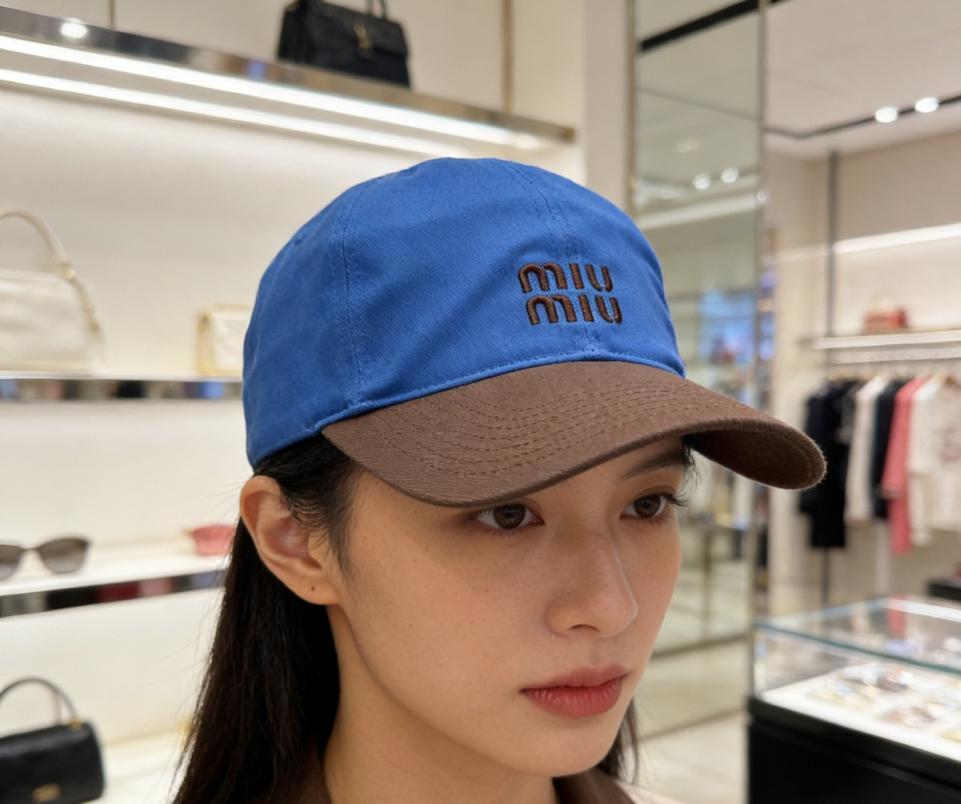 réplica,joyas,joyería,1:1,replica,fake,lujo,barato réplica,joyas,joyería,1:1,replica,fake,lujo,barato Gorra de béisbol clásica bordada de Miu Miu (N0SDRK)