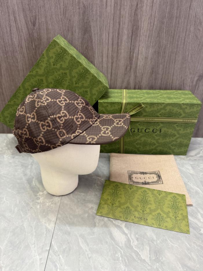 réplica,joyas,joyería,1:1,replica,fake,lujo,barato réplica,joyas,joyería,1:1,replica,fake,lujo,barato Gorra de béisbol GUCCI (con el logotipo «GUCC(30GTB2)» grabado en relieve)
